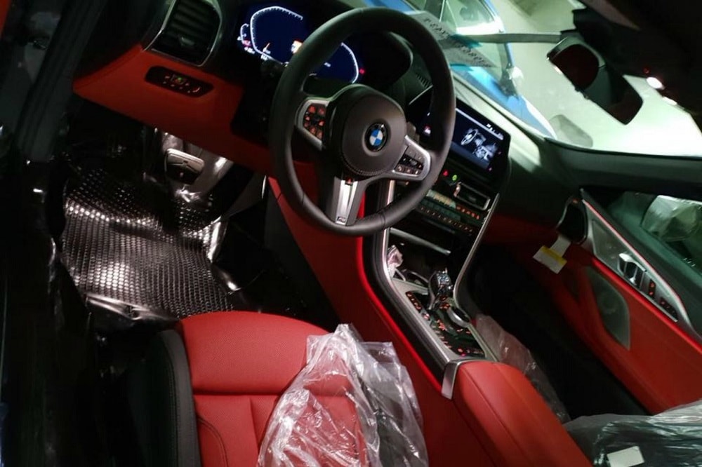 Interieur van toekomstige BMW 8 Reeks op foto vastgelegd