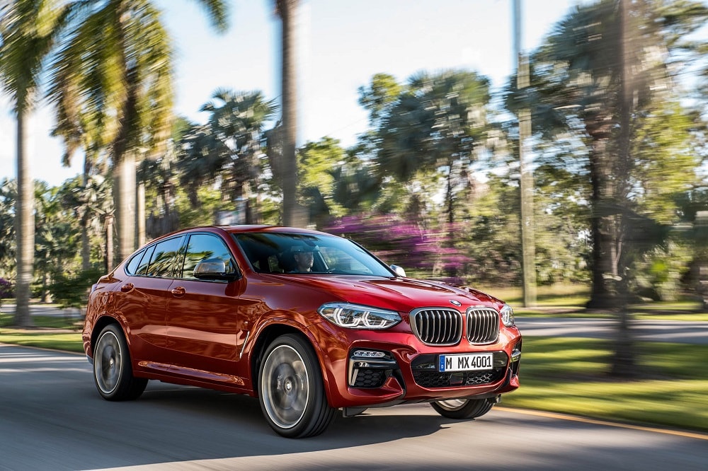 BMW laat nieuwe X4 op wereld los