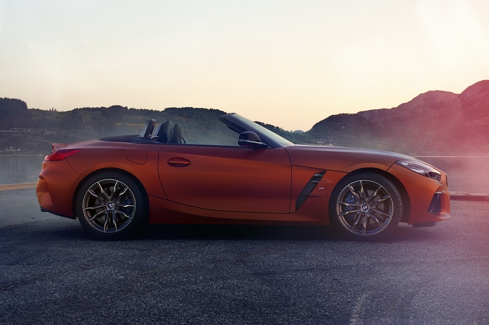 BMW viert terugkeer Z4 met M40i First Edition