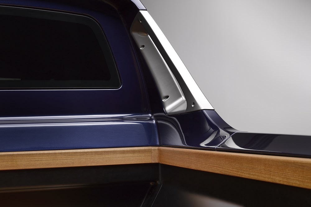 Stagiairs bij BMW bouwen X7 Pick-up