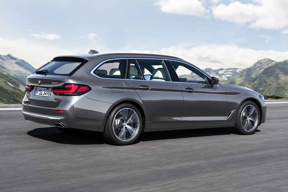 procent dief overtuigen Prijs BMW 5 Reeks Touring 2022: vanaf 50.400 euro - Autotijd.be