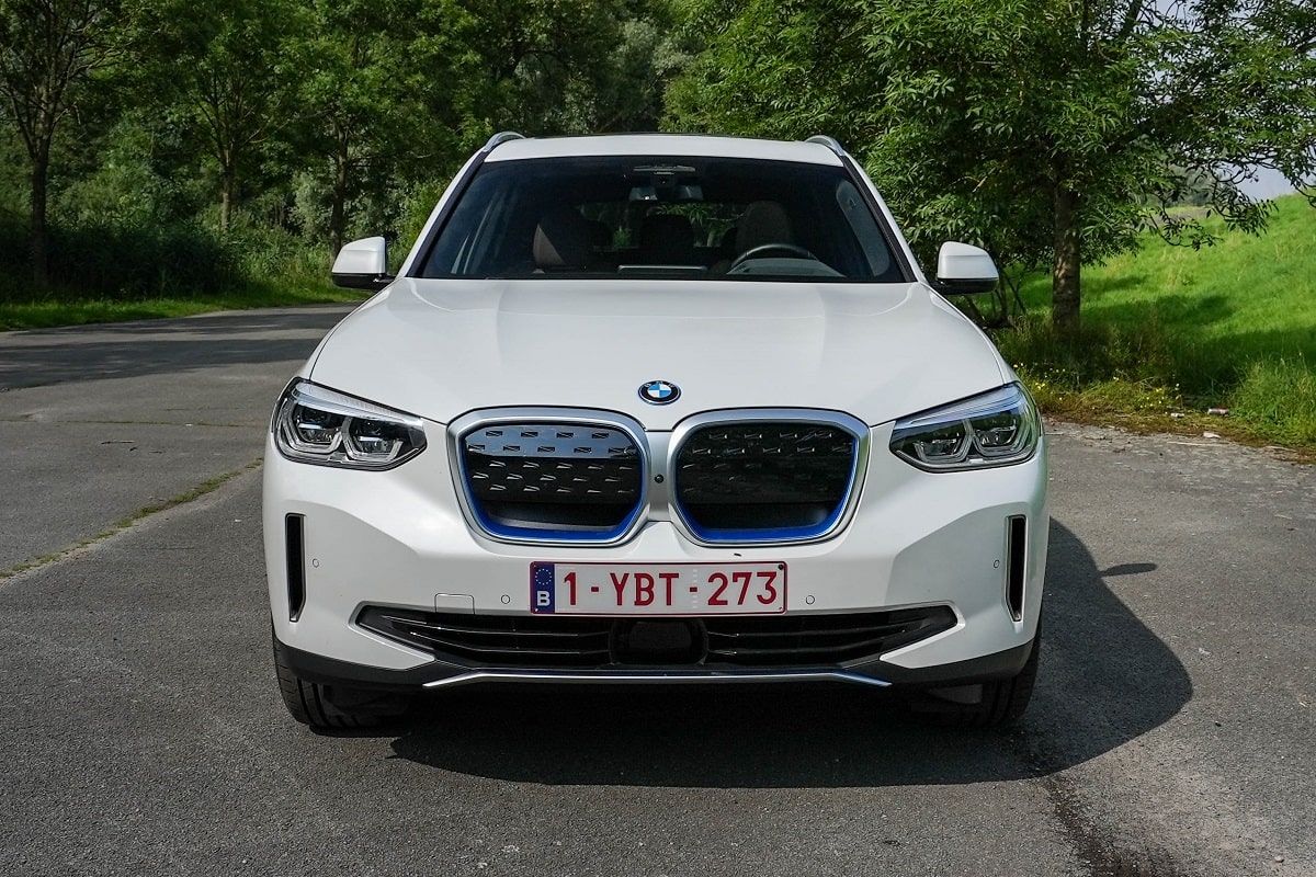 Rijtest elektrische BMW iX3 met 286 pk (2021)