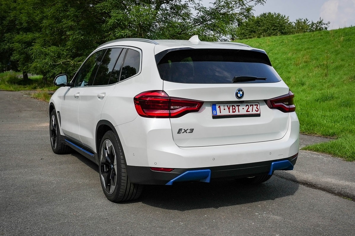 Rijtest elektrische BMW iX3 met 286 pk (2021)