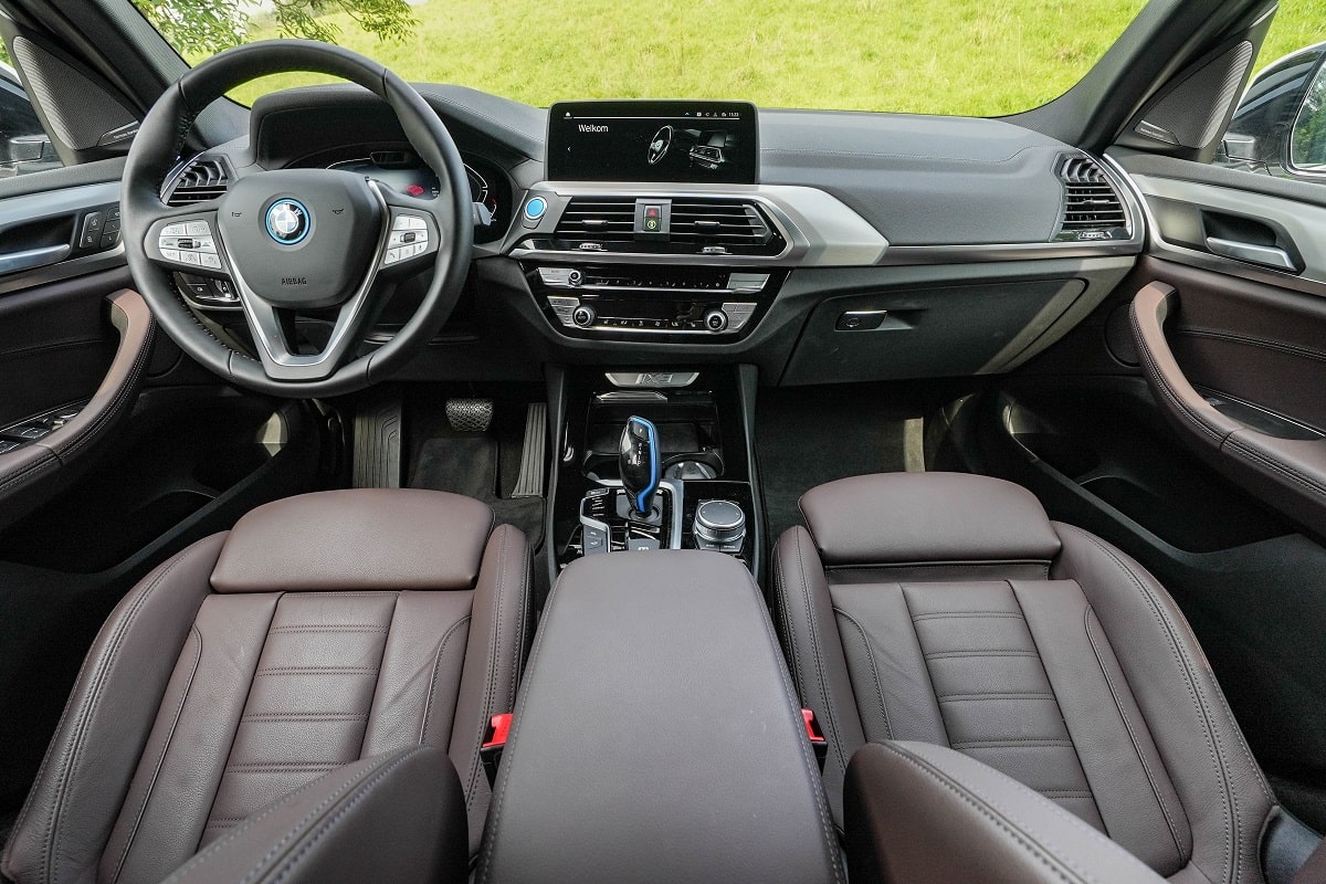Rijtest elektrische BMW iX3 met 286 pk (2021)