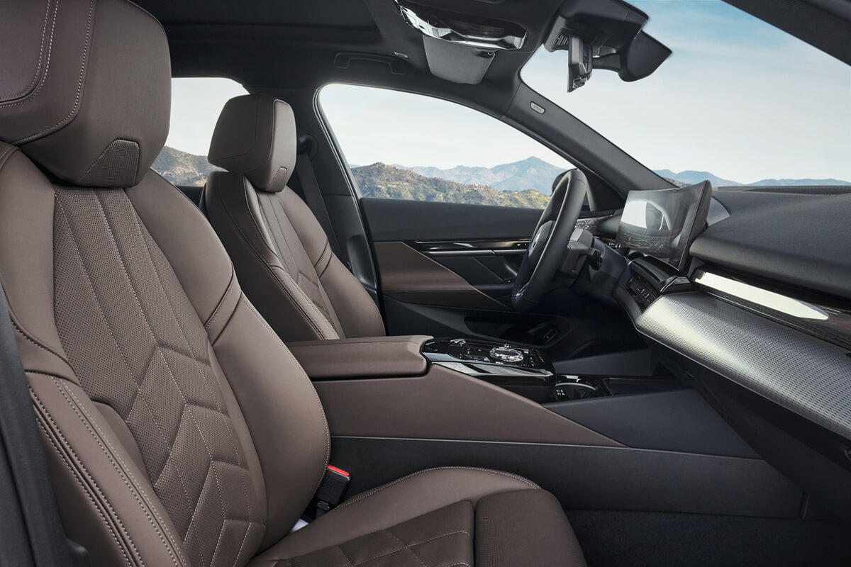 BMW i5 2025