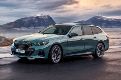 BMW i5 Touring 2025