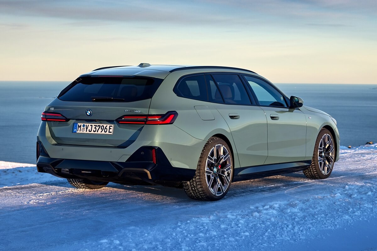 BMW i5 Touring 2025