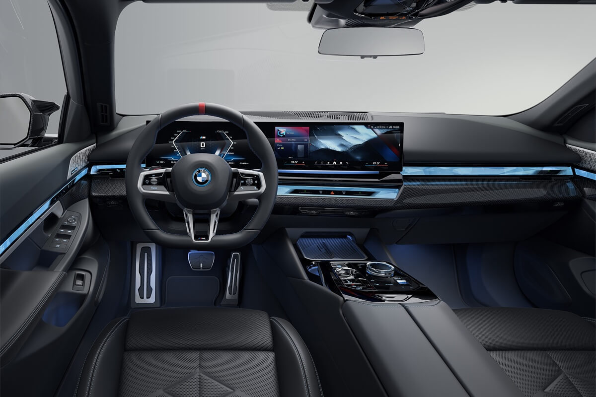 BMW i5 Touring 2025