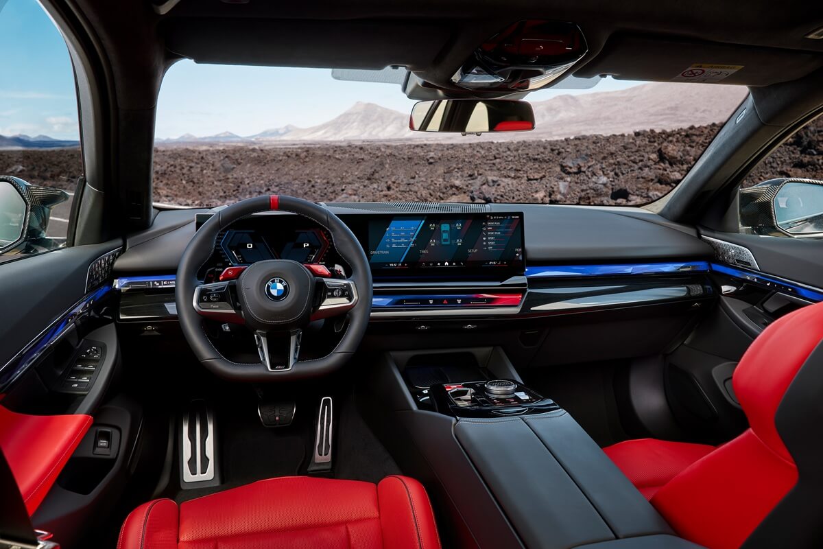 BMW M5 Touring 2025
