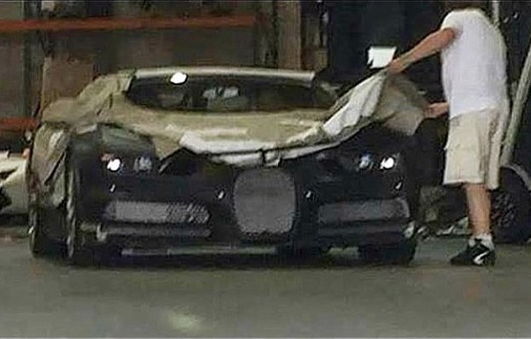 Nieuwe Bugatti Chiron voor het eerst op foto vastgelegd