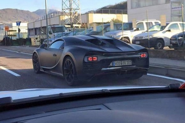 Prototypes Bugatti Chiron voor het eerst gespot tijdens testwerk