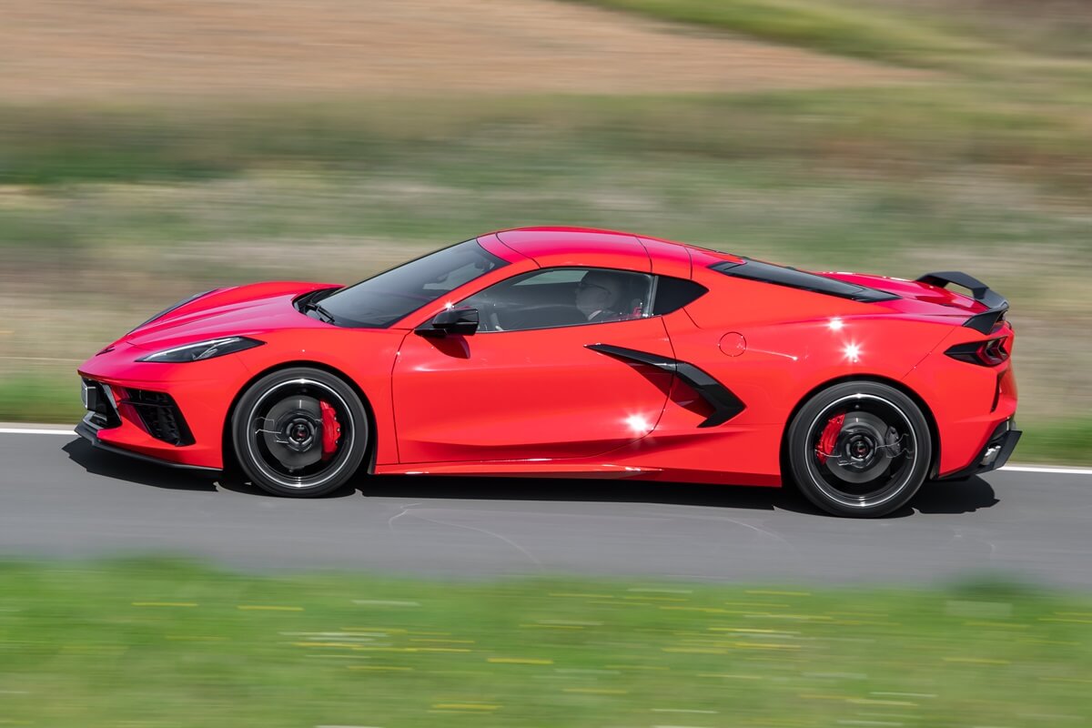 Dimensions Chevrolet Corvette Modèle 2024 et avant Autotijd.be