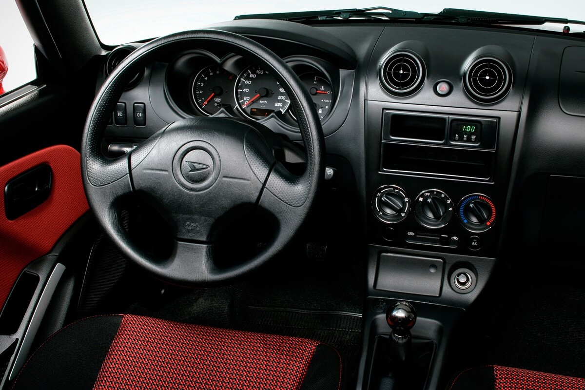 Daihatsu Copen 2002-2011 intérieur tableau de bord