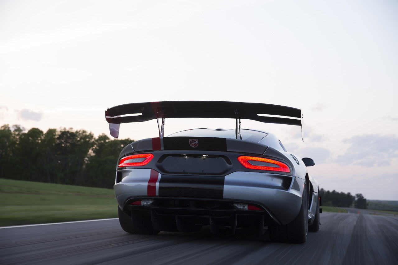 Nieuwe Dodge Viper ACR is ronduit indrukwekkend