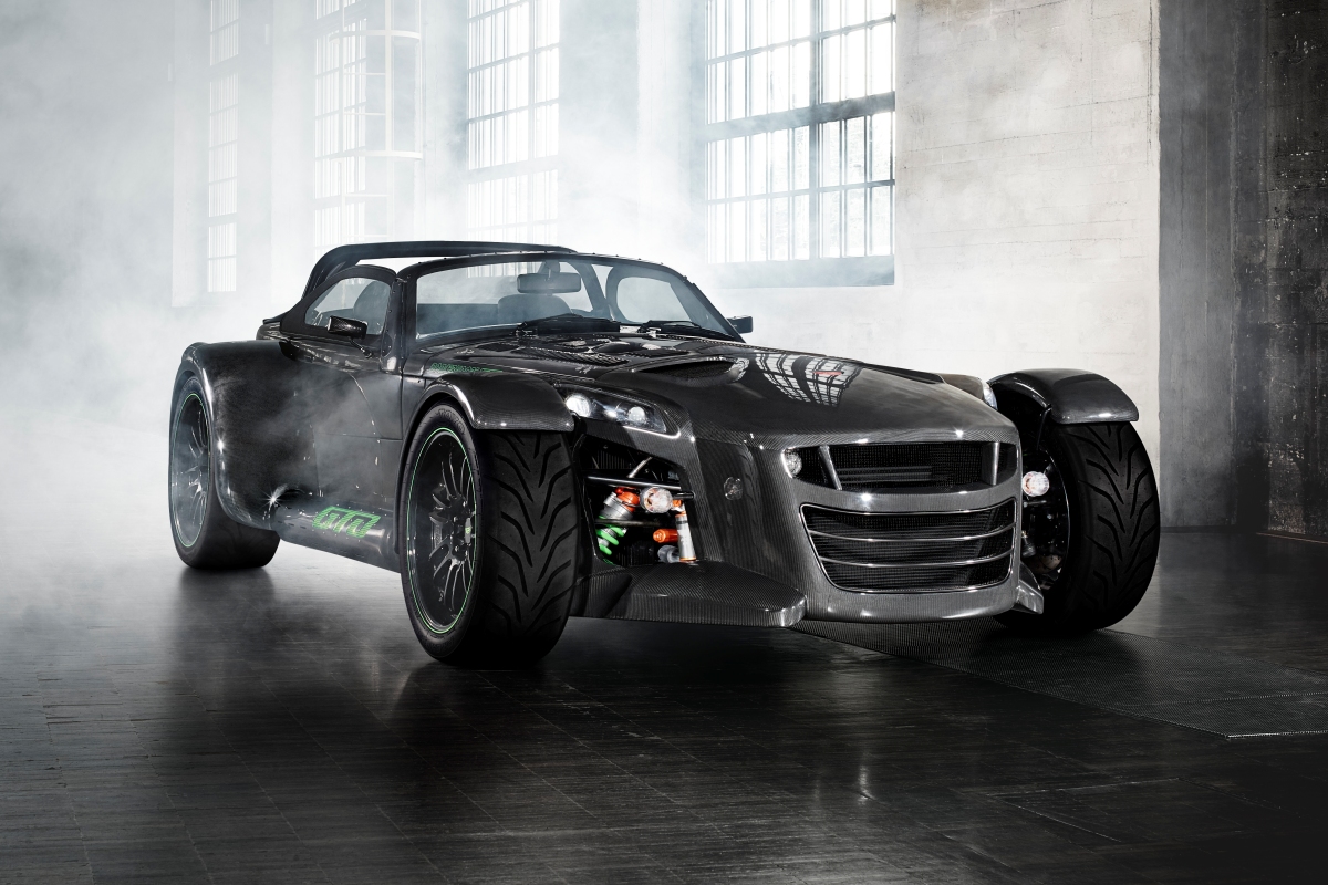 Meer exemplaren van Donkervoort D8 GTO Bare Naked Carbon Edition