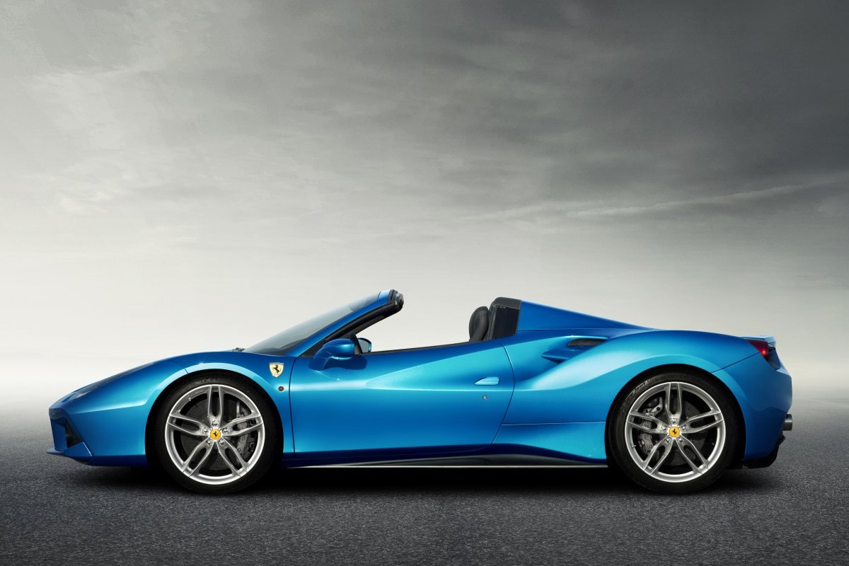 Ferrari verrast met de 488 Spider