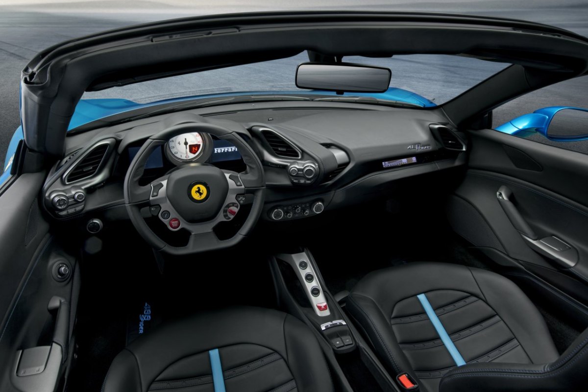 Ferrari verrast met de 488 Spider
