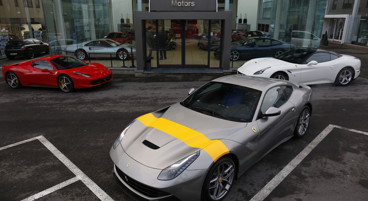 Ferrari F12 Berlinetta Tour de France 64 te bewonderen op salon DreamCars