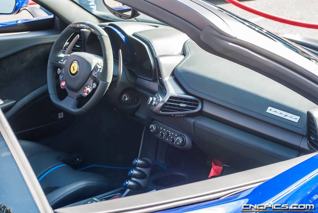 Zeldzame Ferrari Sergio gespot in Californië