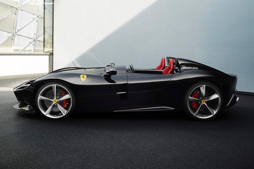 Gewicht Ferrari Monza SP1 en SP2 2024