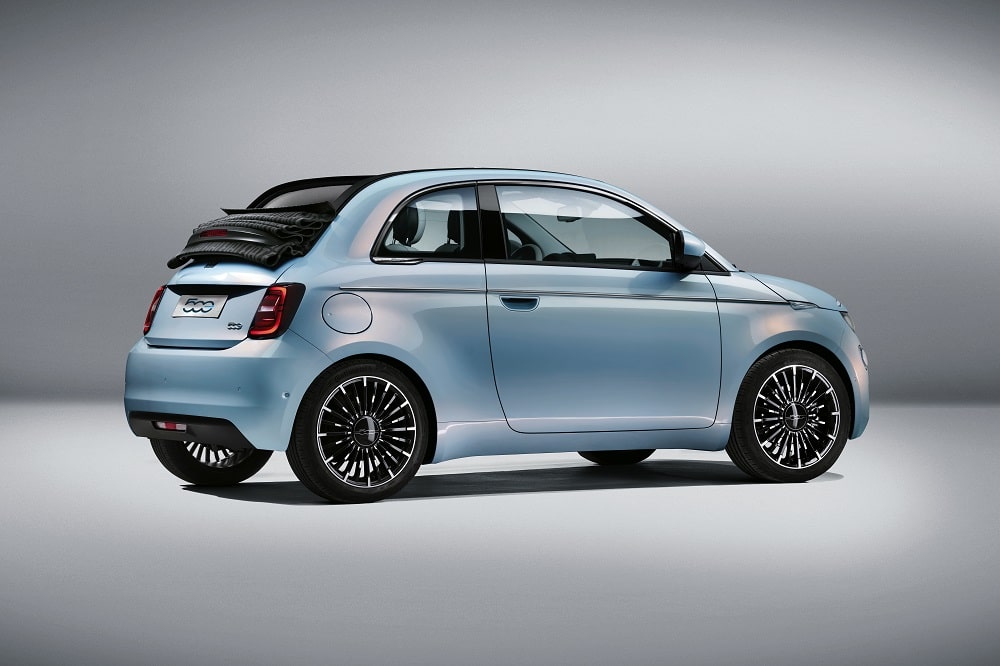 Fiat 500e 2024 42 kWh 118 pk automaat FWD