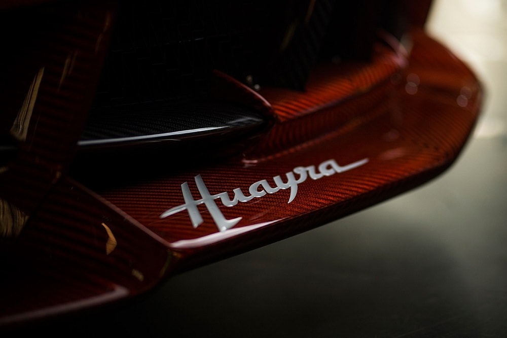 Garage Italia Customs en Pagani stellen unieke Huayra Lampo voor