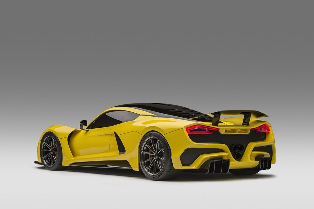 Hennessey Venom F5 passeert magische grens van 300 mph