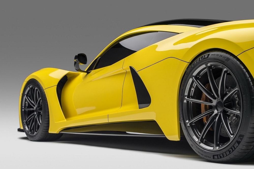 Hennessey Venom F5 passeert magische grens van 300 mph