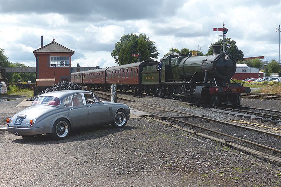 Ian Callum stelt gemoderniseerde Jaguar Mark 2 voor