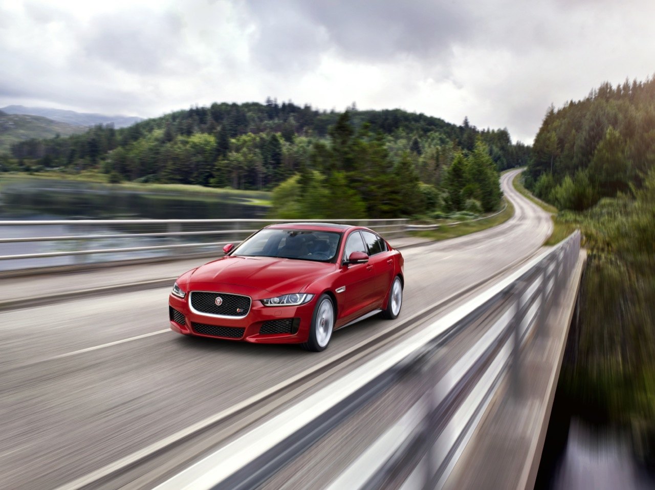 Langverwachte Jaguar XE is officieel