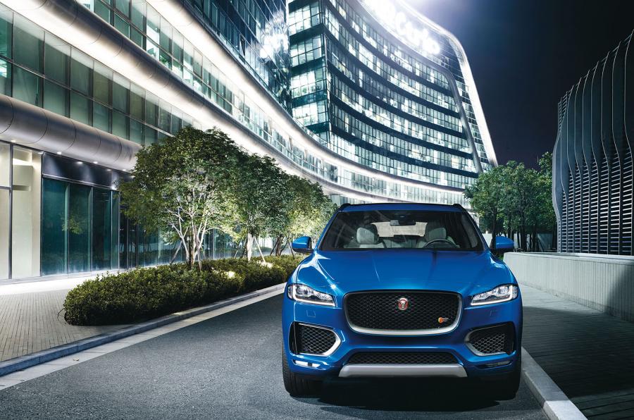Jaguar stelt langverwachte F-Pace officieel voor
