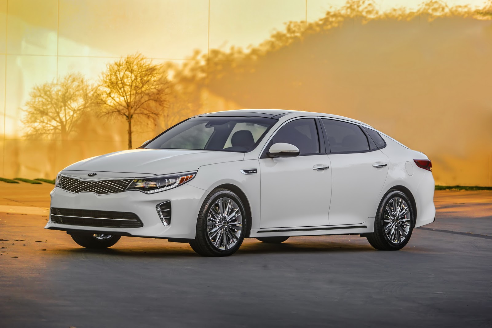 Nieuwe Kia Optima is officieel