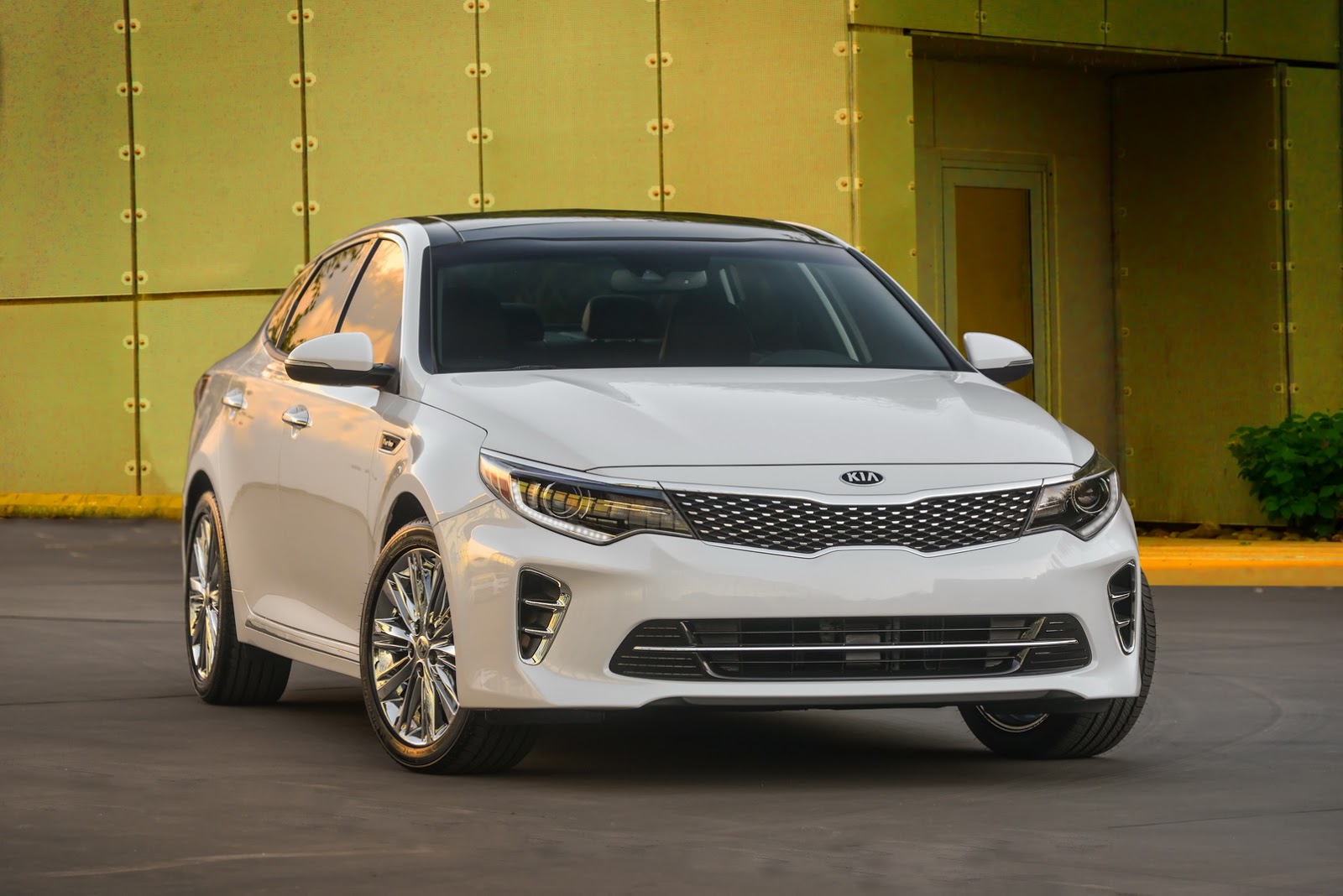 Nieuwe Kia Optima is officieel