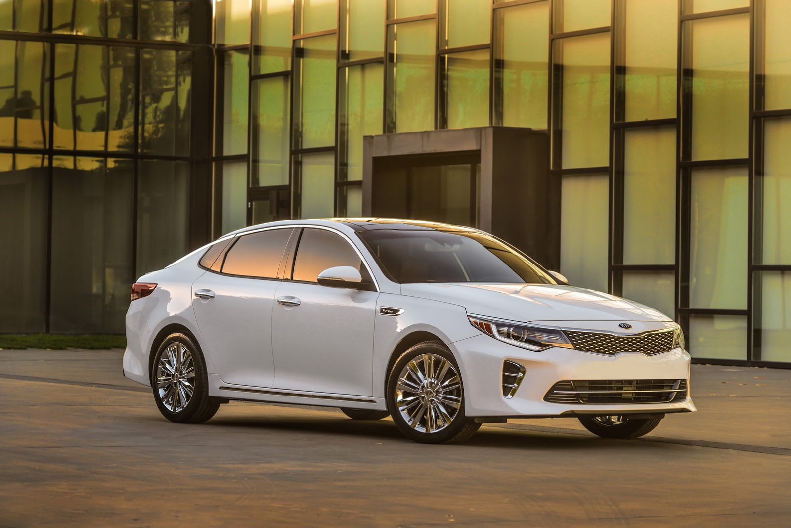 Nieuwe Kia Optima is officieel