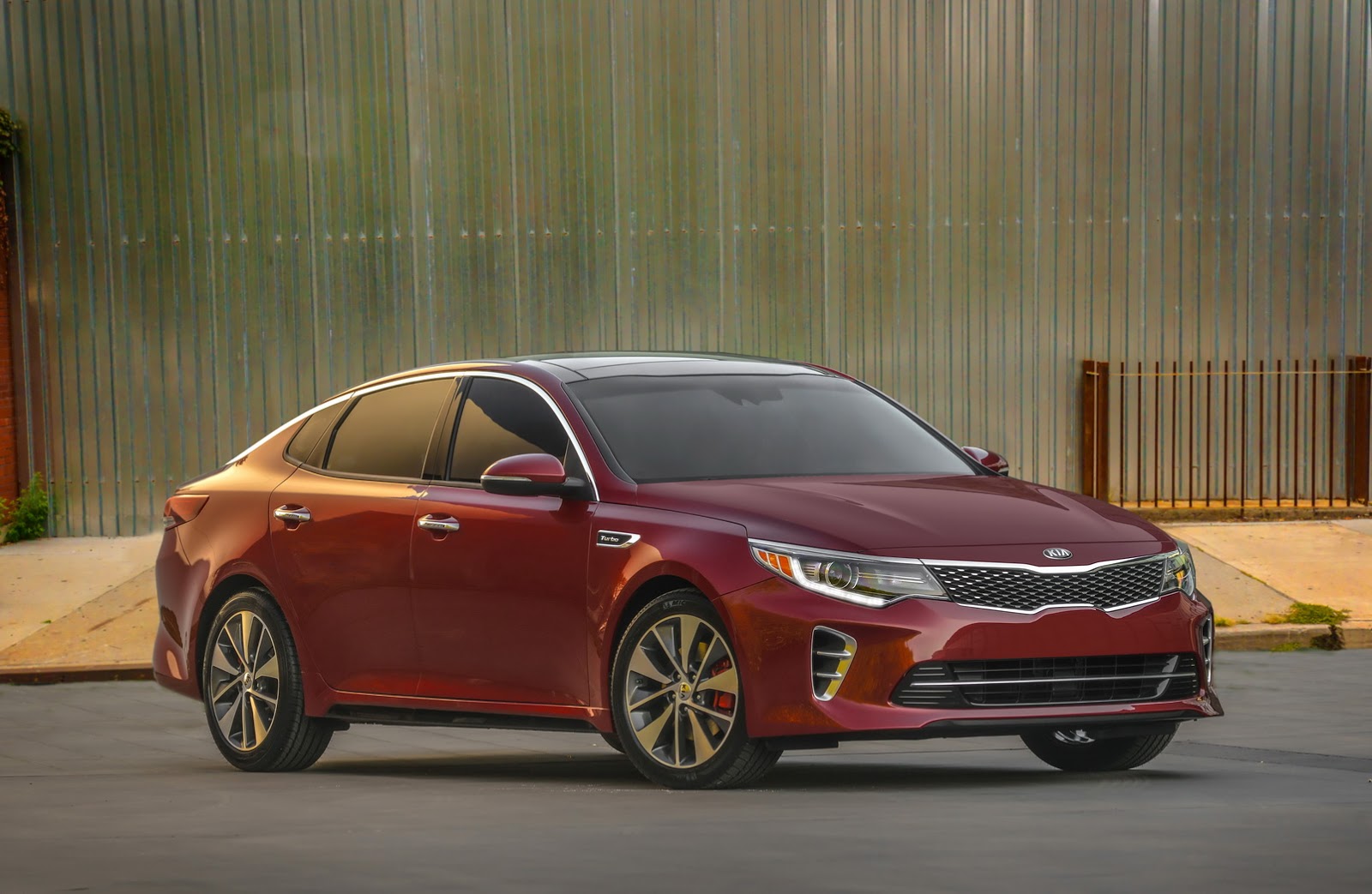 Nieuwe Kia Optima is officieel