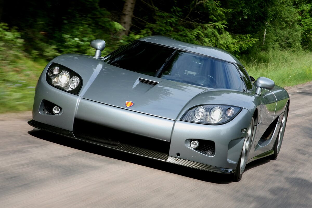 Koenigsegg CCX 4.7L V8 817 pk handgeschakeld RWD (2006-2010)