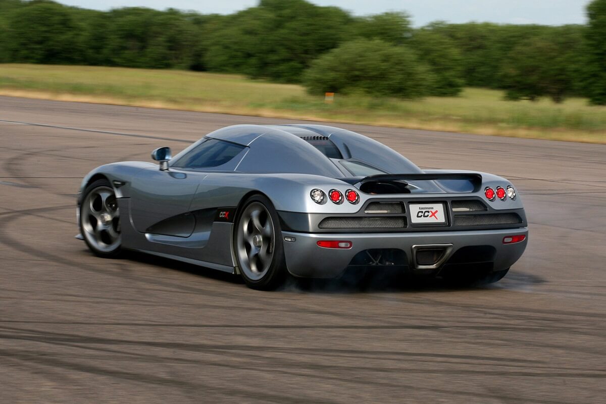 Koenigsegg CCX 4.7L V8 817 ch BVM  (2006-2010)