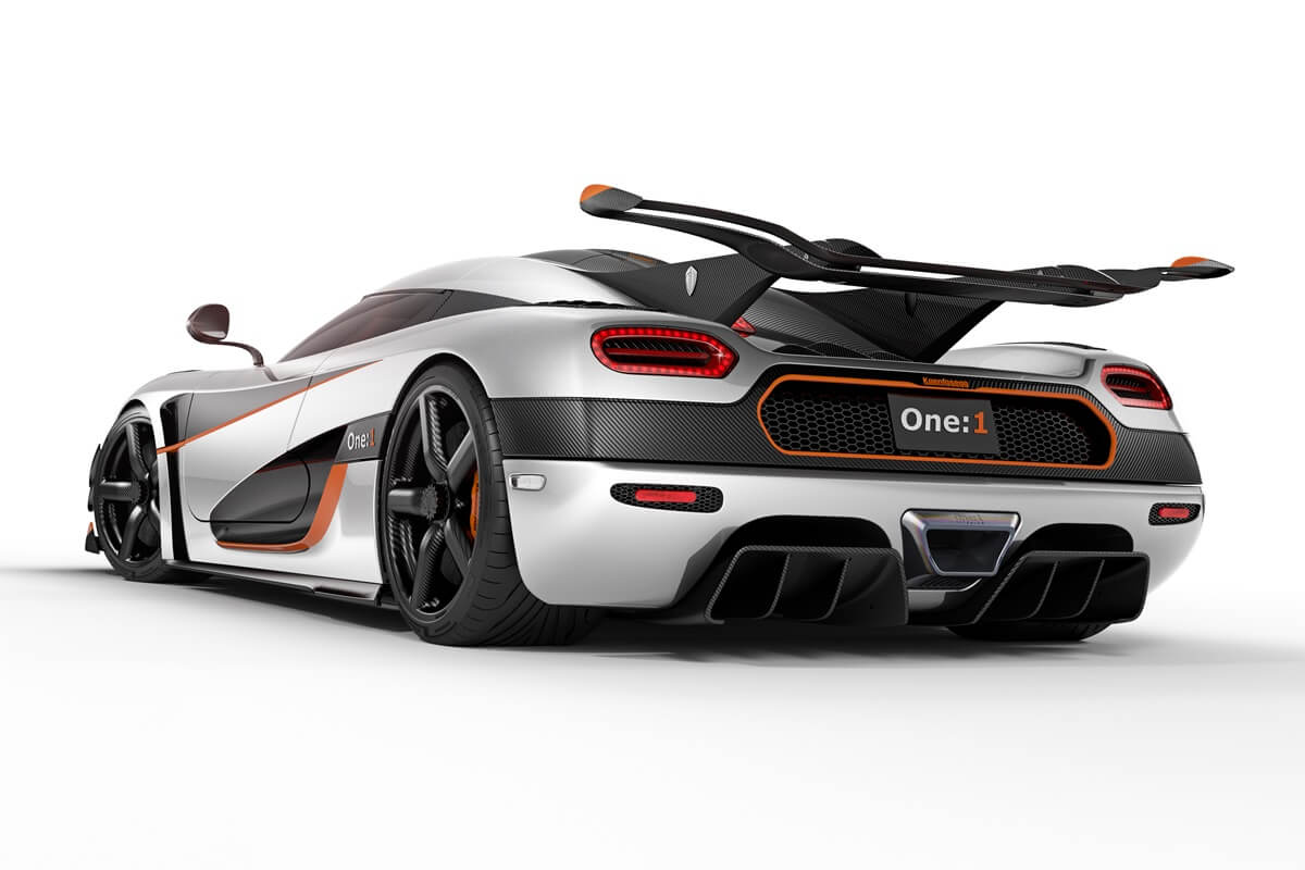 Koenigsegg One1 5.0L V8 1360 ch   (2014-2015)