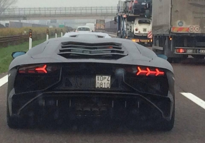 Prototype van Lamborghini Aventador SV gespot in Italië