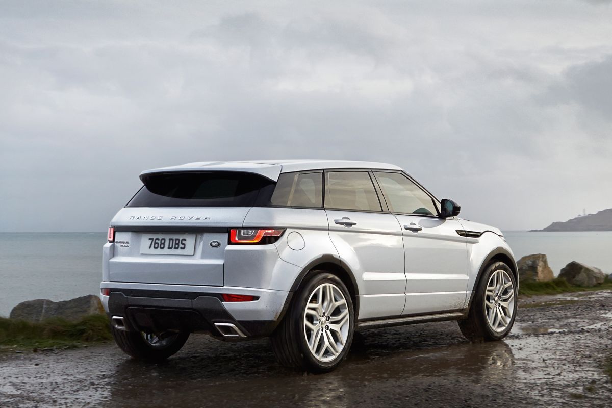 Vernieuwde Range Rover Evoque is officieel