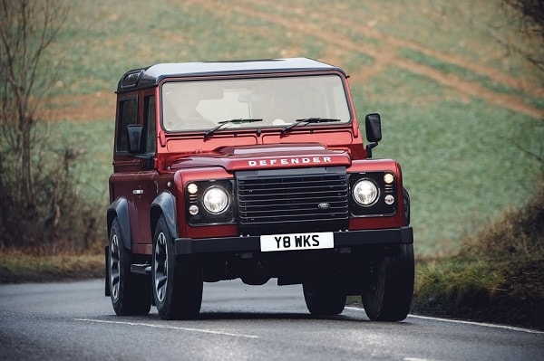 Tijdelijke terugkeer van icoon: Land Rover Defender Works V8