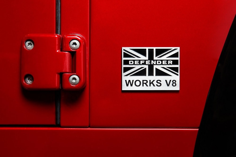 Tijdelijke terugkeer van icoon: Land Rover Defender Works V8