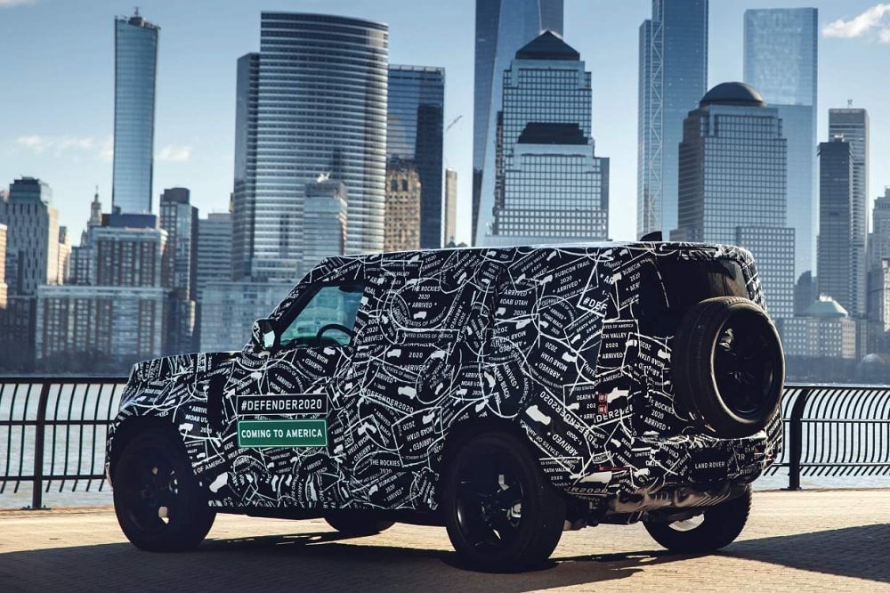 Land Rover warmt wereld op voor nieuwe Defender