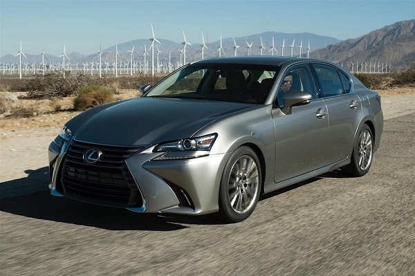 Lexus GS opgefrist voor 2016
