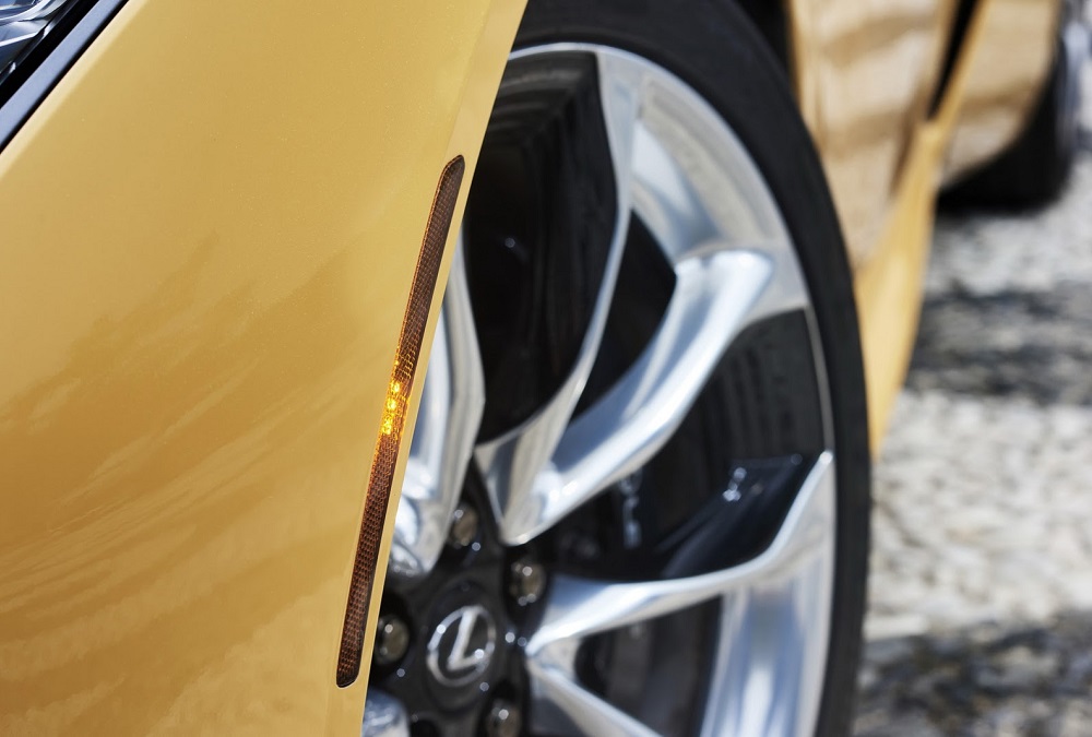 Lexus sluit jaar af met fotospecial van nieuwe LC coupé