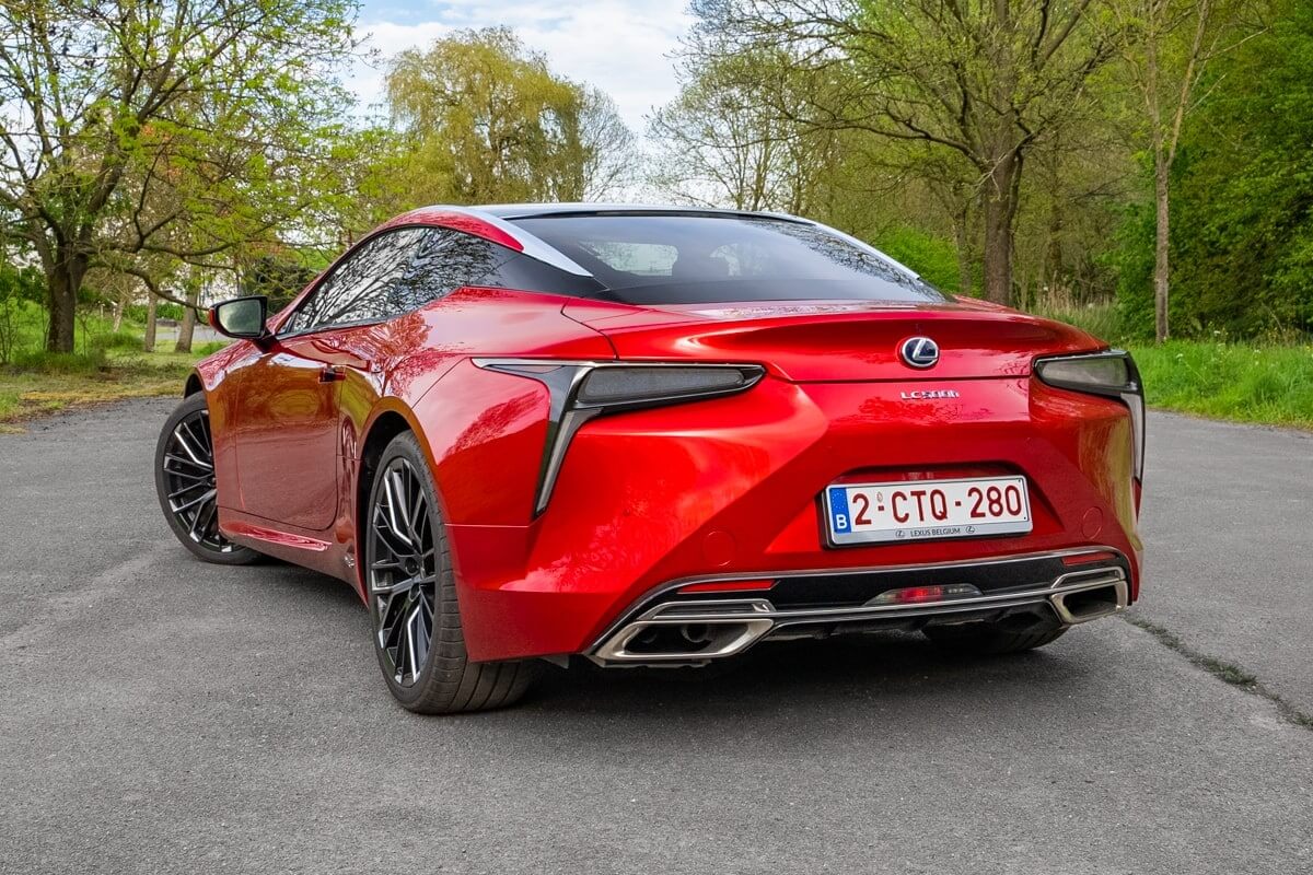 Lexus LC (2023)