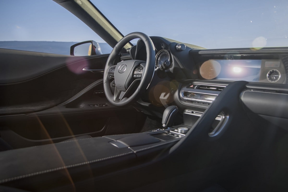 Lexus LC 2024 intérieur