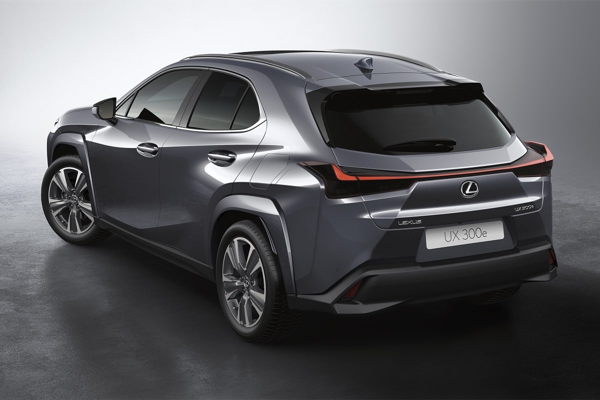 Lexus UX performance 2024