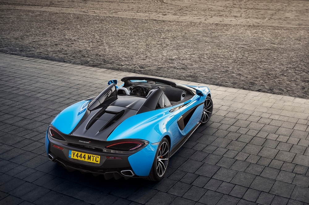 Bewonder de McLaren 570S Spider in 50 nieuwe foto's
