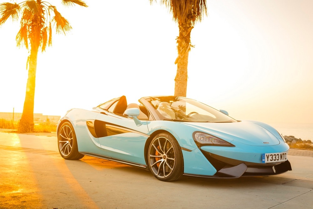Bewonder de McLaren 570S Spider in 50 nieuwe foto's